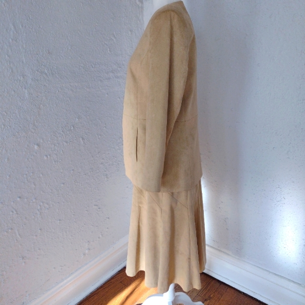 Talbot's Skirt & Jacket Size 6P - Picture 5 of 11
